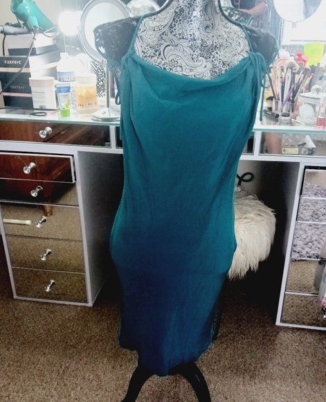 Silk dress made by Fall in a size 4 - Picture 1 of 7